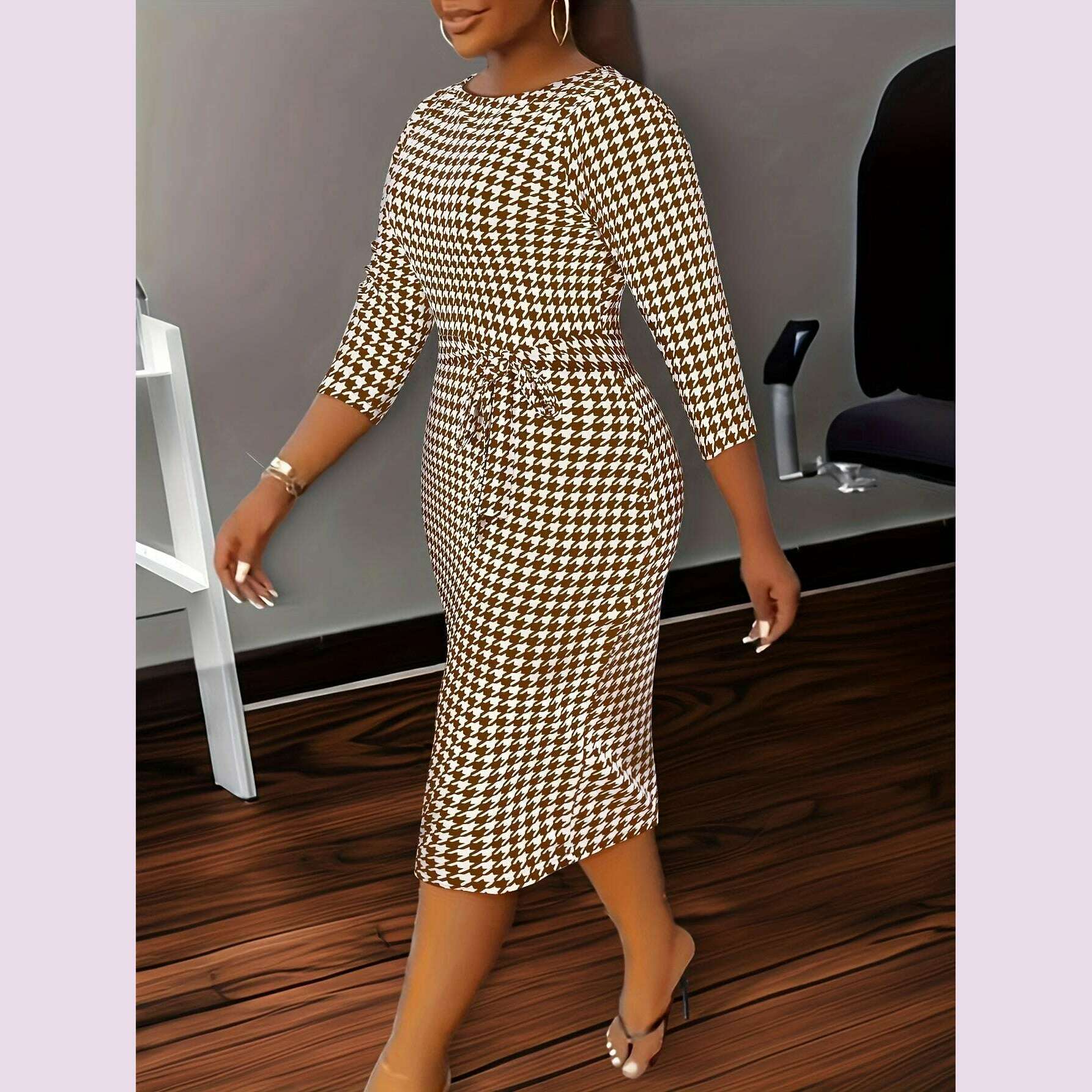 twist front cut out midi dress Floral Print V-Neck Cut-Out LARGE / WHITE/BLUE Color:Dawn Garden This sexy yet chic SMALL-FIT Midnight Heiress Crystal Mesh