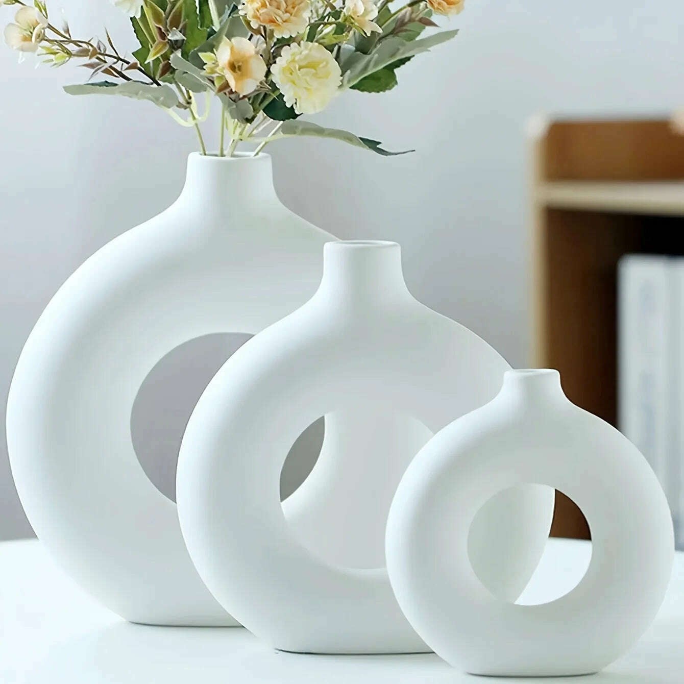 1pc, White/Beige Ceramic Vase Vases For Decor, Modern Home Decor Vase, Boho Vases For Decor, Circle Vase, Round Vase, Donut Vas - KIMLUD