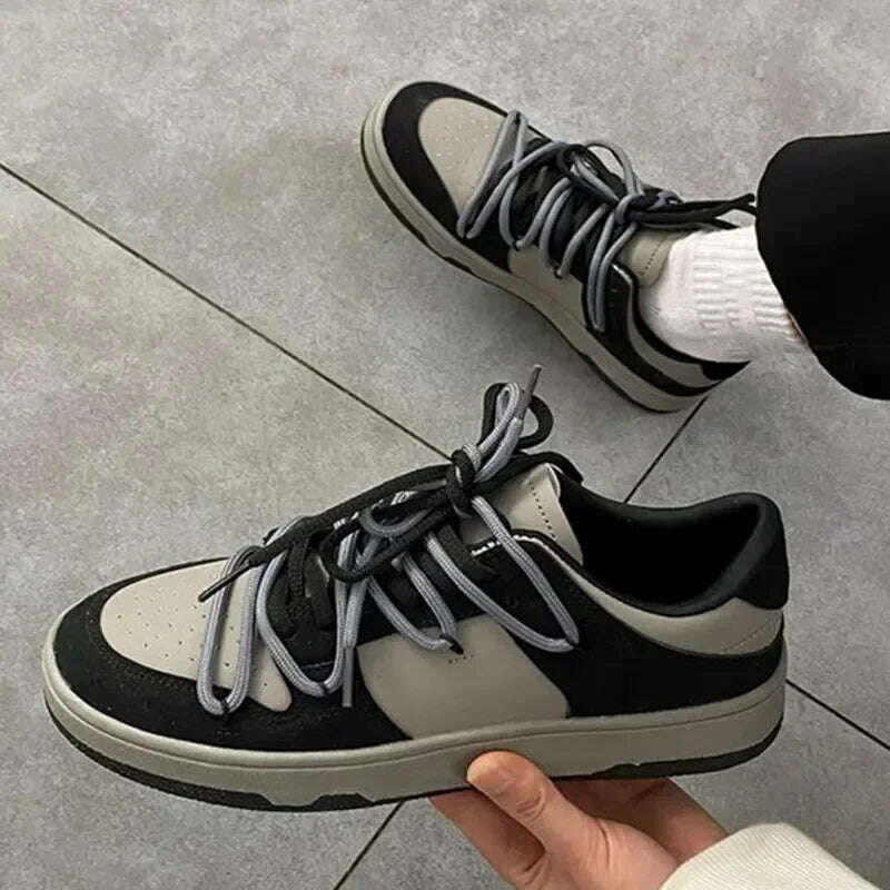 2023 Sewing Men Sneakers Contrasting Colors Light Flat Shoes Ladies Outdoor Luxury Men Running Shoes Heart Pattern Women Mujer - KIMLUD