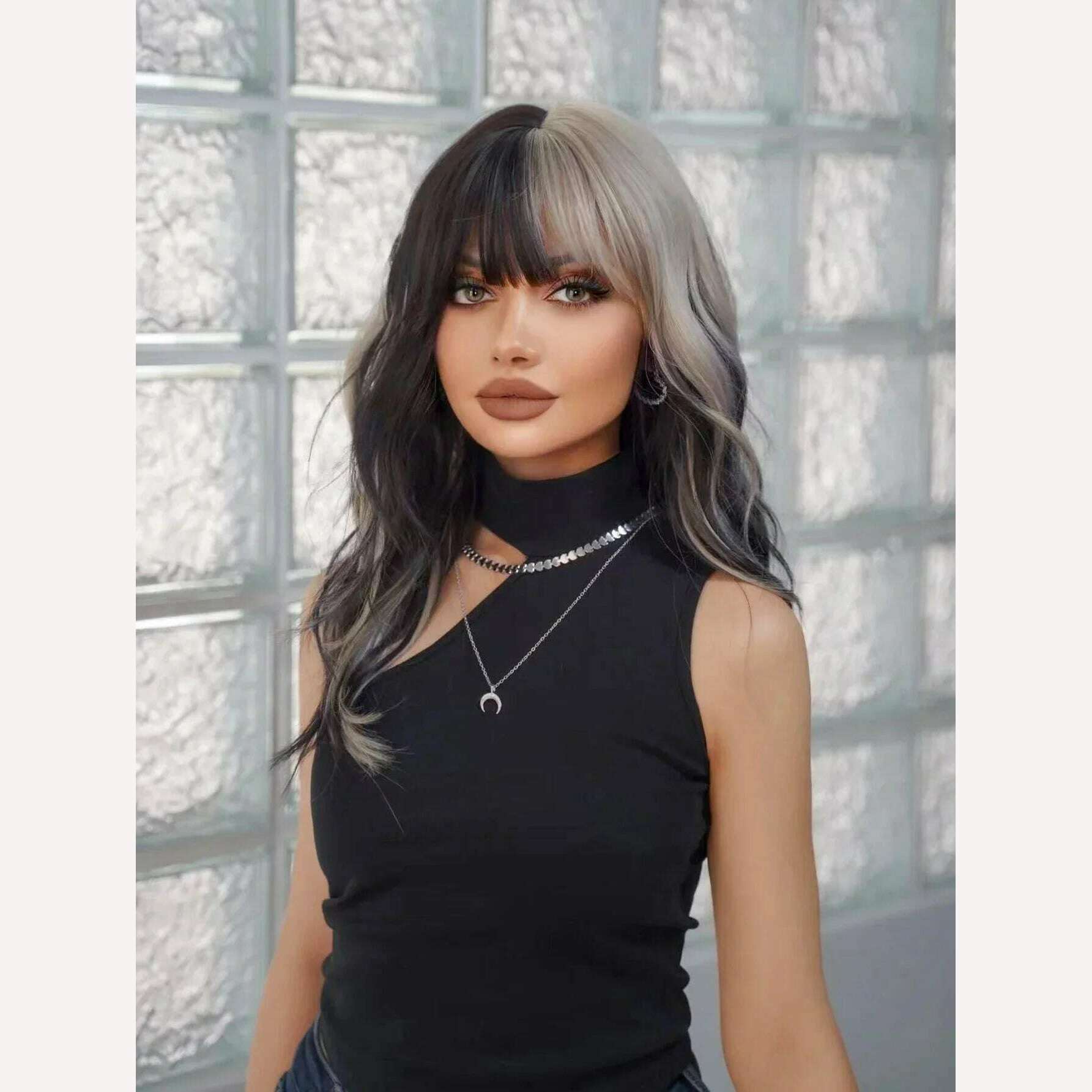 20Inch Silver Gray And Black Color Synthetic Wigs With Bang Long Natural Wavy Hair Wig For Women Cruella Cosplay Heat Resistant - KIMLUD