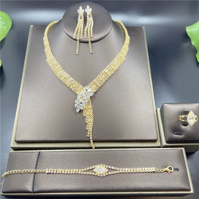4 pcs Vintage Elegant Rhinestone Crystal Wedding Bridal Jewelry Set Europe Necklace Earring Bracelet Ring Costume Accessories