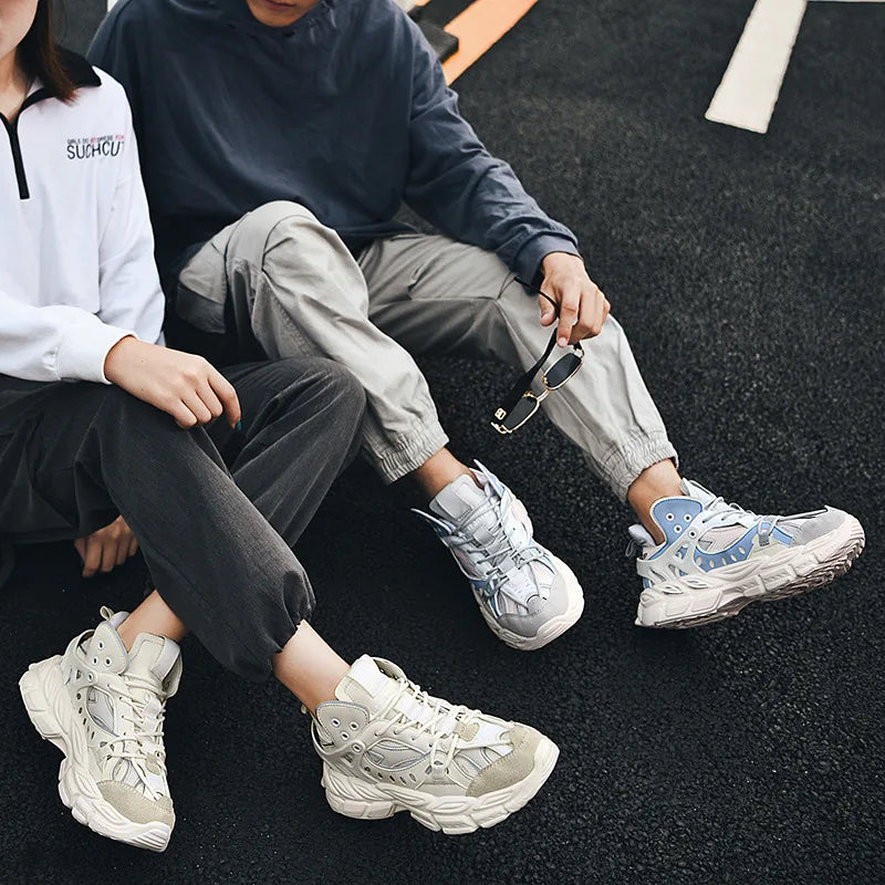 Sculpted Cloud-Cushioned Sneakers — White | KIMLUD