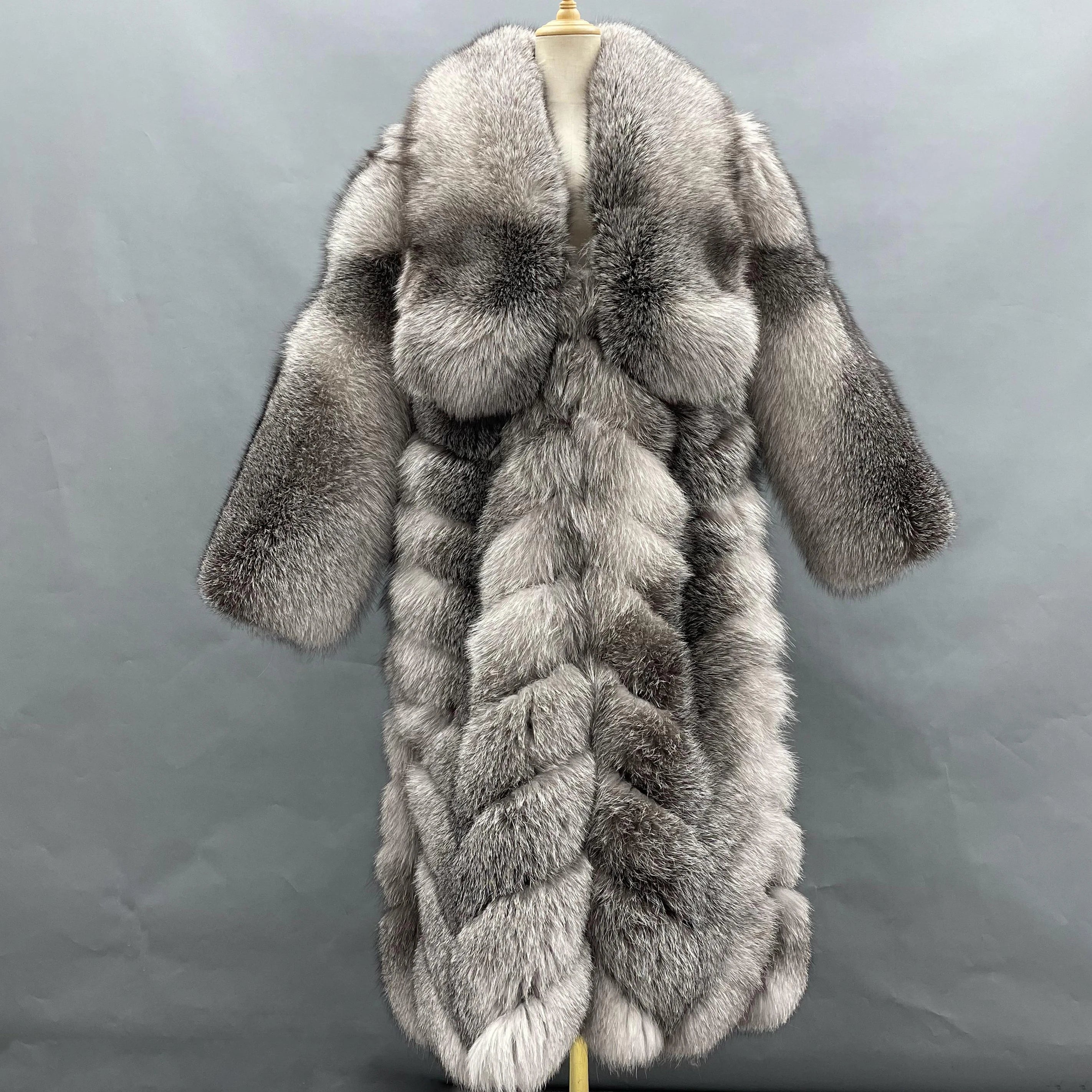 Factory Directly Sell Socialite Wear Top Quality Cross Fox Fur All Fur Collar Coat Jacket Women