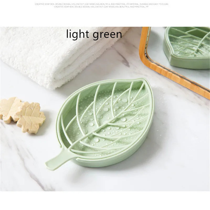 Leaf-Shaped Clear Plastic Soap Dish With Drain — Clear | KIMLUD
