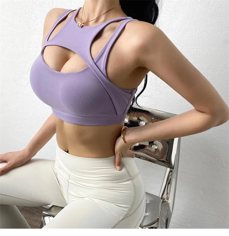 Knit Cloud Hide Sports Bra Crop Top With Pads — White | KIMLUD