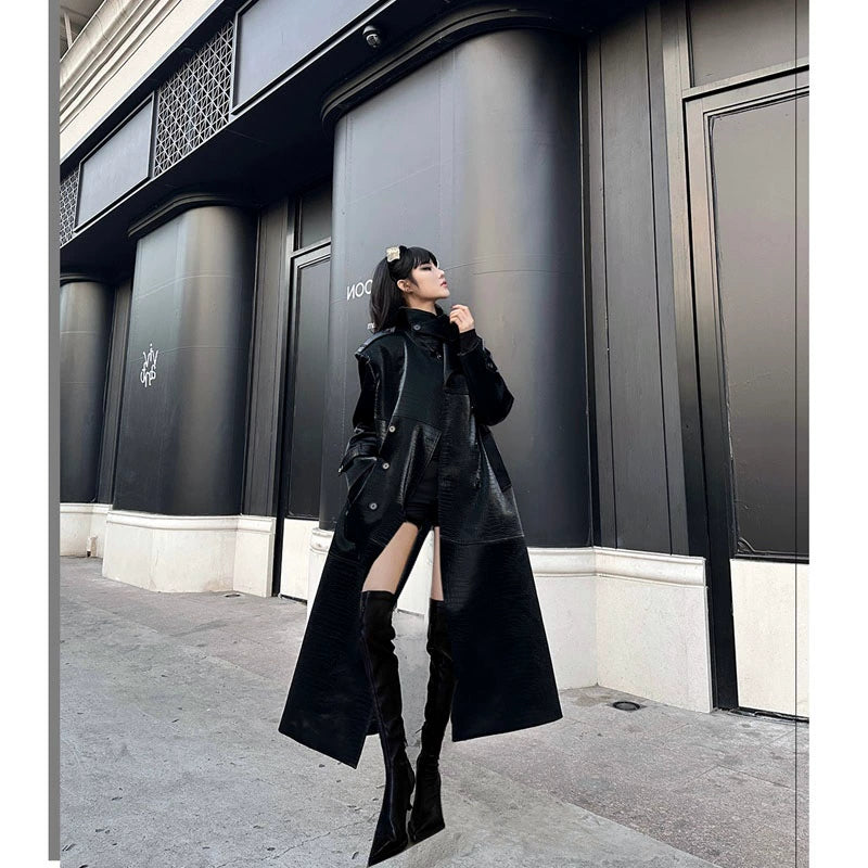 Retro Fancy Black Textured Windbreaker for Women 2025 Winter New High Neck Temperament Waist-Controlled Long Fur Coat
