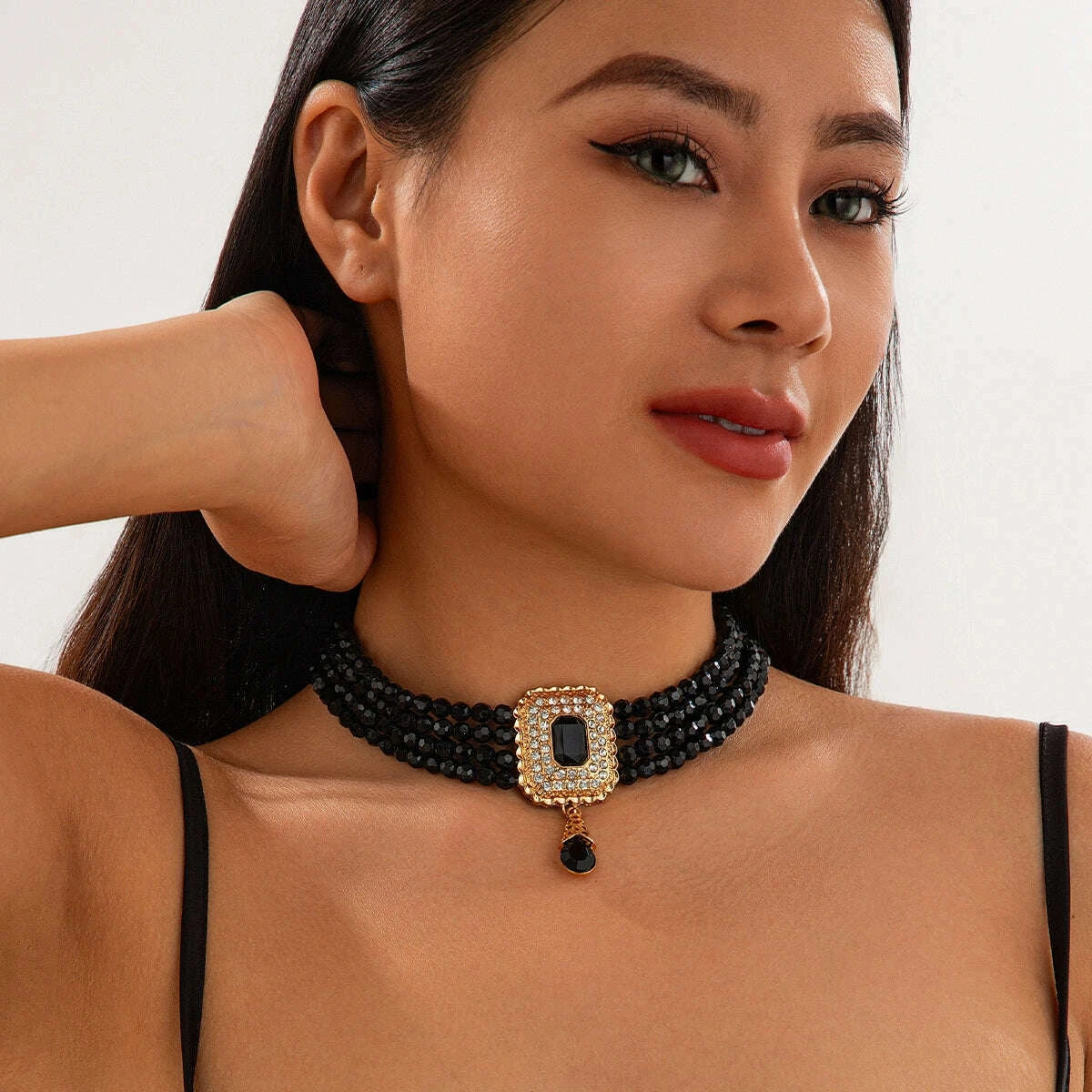 womens-square-diamond-embedded-acrylic-beads-multi-layer-necklace-affordable-luxury-fashion-wide-elegant-internet-hot-fashionable-clavicle-chainkimlud-womens-fashion-34627481