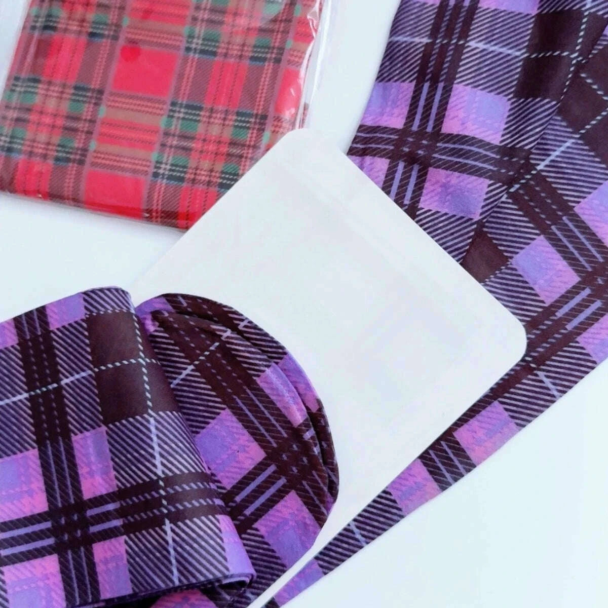 fashion-womens-classic-tartan-semi-opaque-pantyhose-printed-tights-red-purple-blue-green-scottish-check-pattern-tightskimludkimlud-35559514