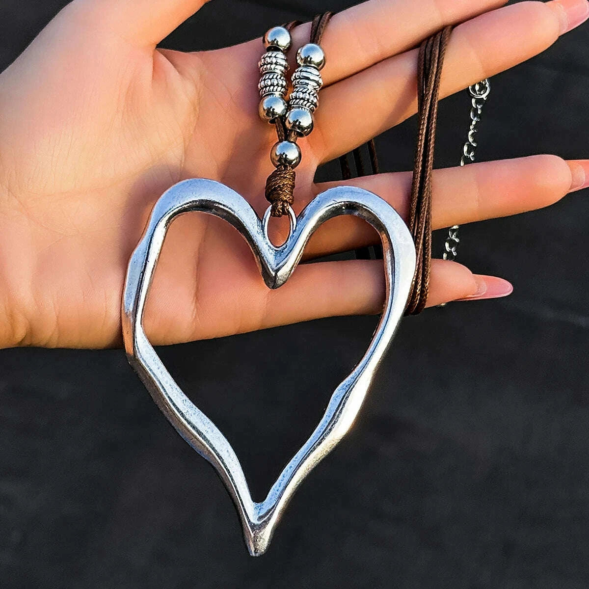 simple-rope-chains-with-big-hollowed-out-heart-pendant-necklace-for-women-exaggerated-large-accessories-on-neck-fashion-jewelry-kimlud-kimlud-33914392