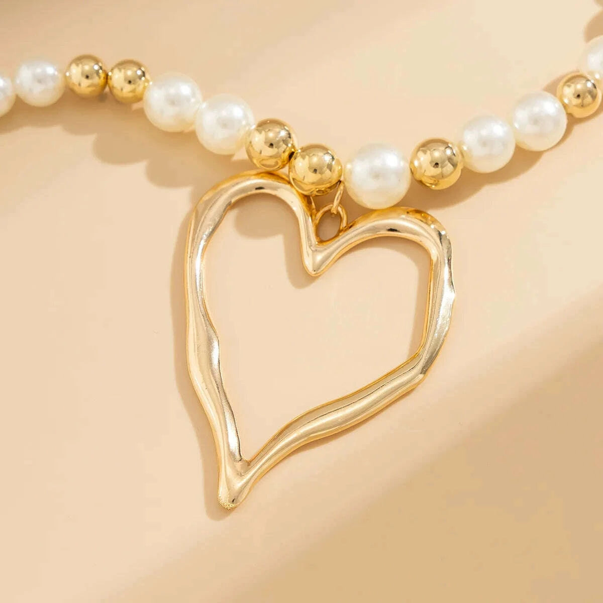 diezi-exaggerated-irregular-heart-pendant-necklace-for-women-party-gift-fashion-imitation-pearl-beads-choker-necklace-jewelry-kimlud-kimlud-33913413