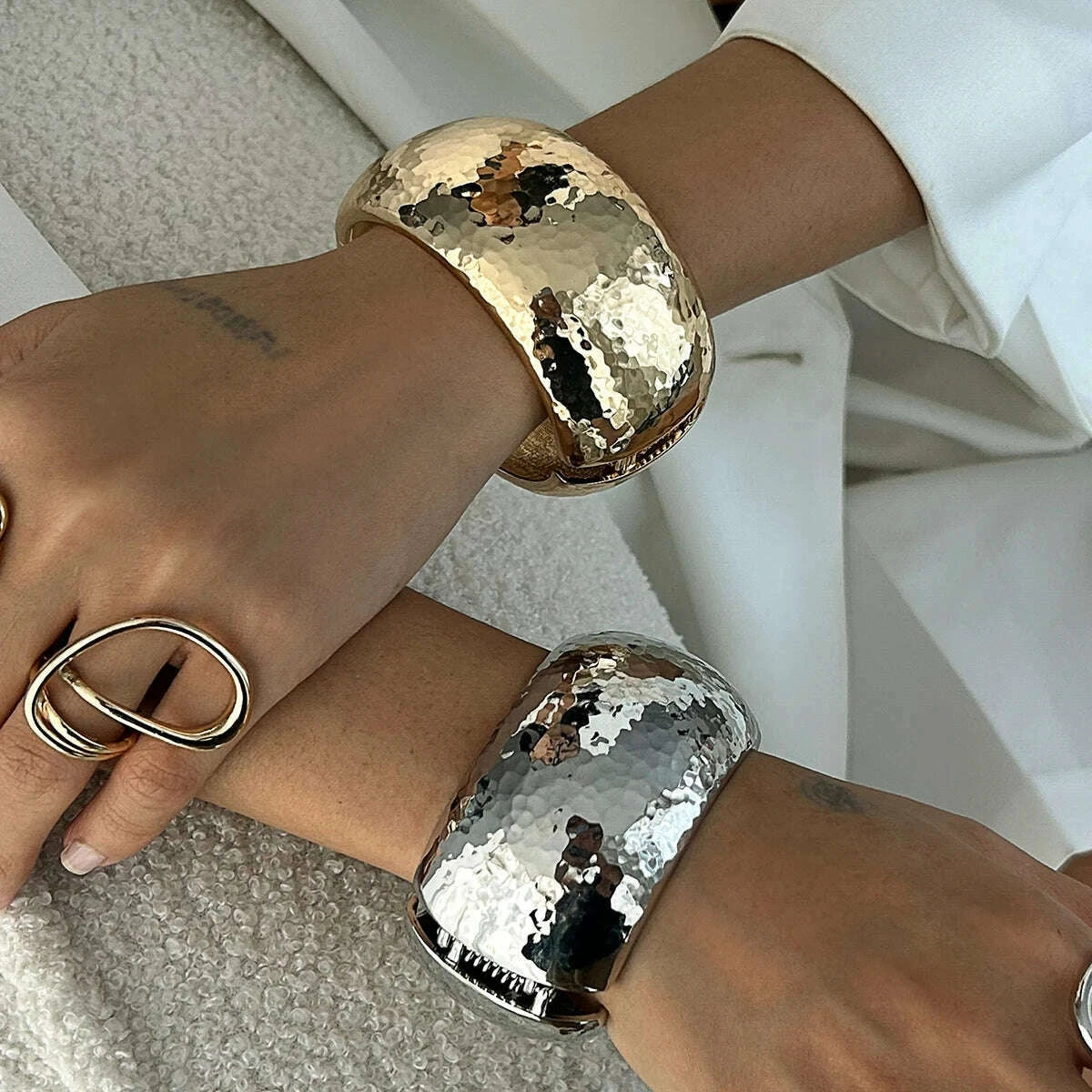 ingemark-4-styles-hip-hop-punk-wave-open-spring-bangles-for-women-creative-heavy-metal-chunky-bracelets-couple-hand-jewelry-men-kimlud-kimlud-33914483