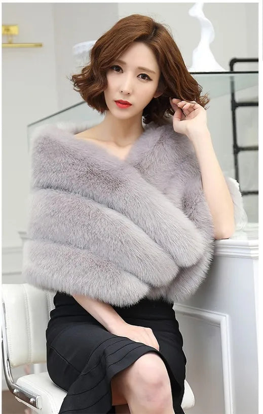 Faux Fur Fox Women Coats Shawl Cloak Coat Thick Open Stitch Elegant Maxi Warm Wedding Work Thick Outerwear Autumn Winter