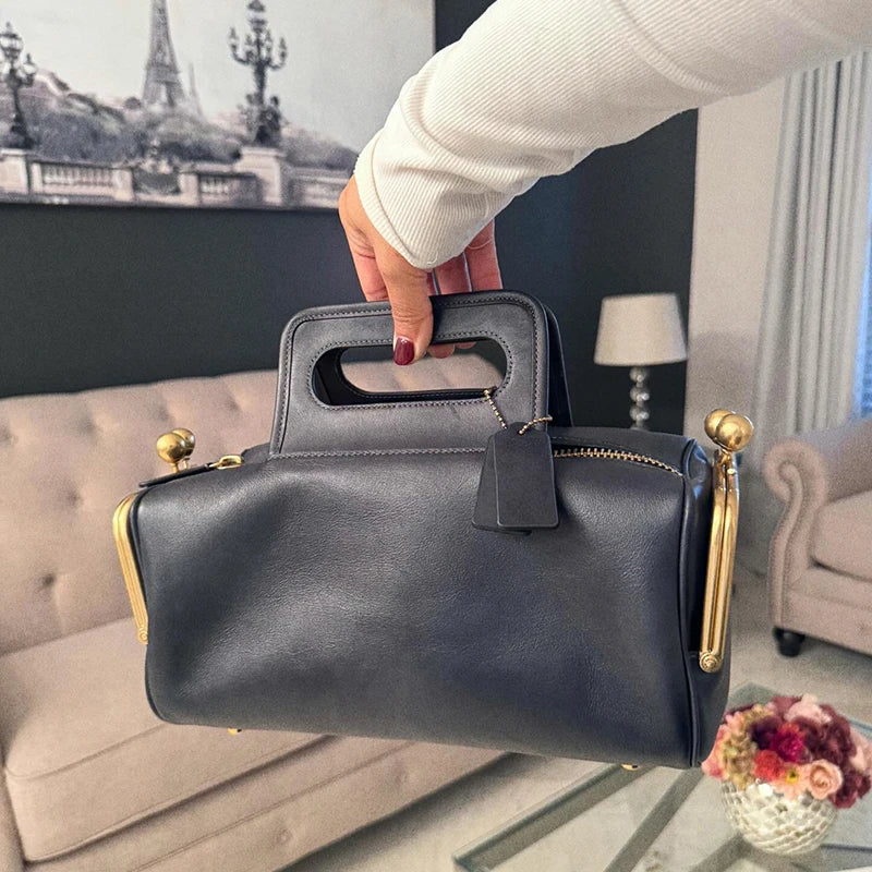 Polyester Solid Retro Clip Handbag — Black | KIMLUD