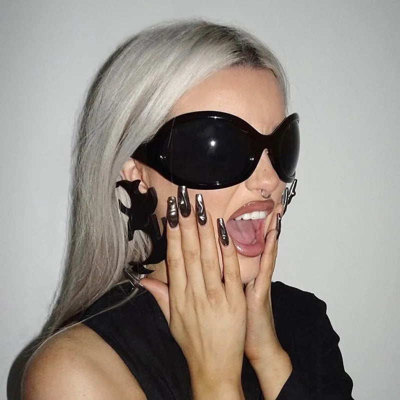 Oversized Y2K Sunglasses Women Lady Trendy Big Frame Vintage Wrap Around Glasses Fashion Punk Silver Shades