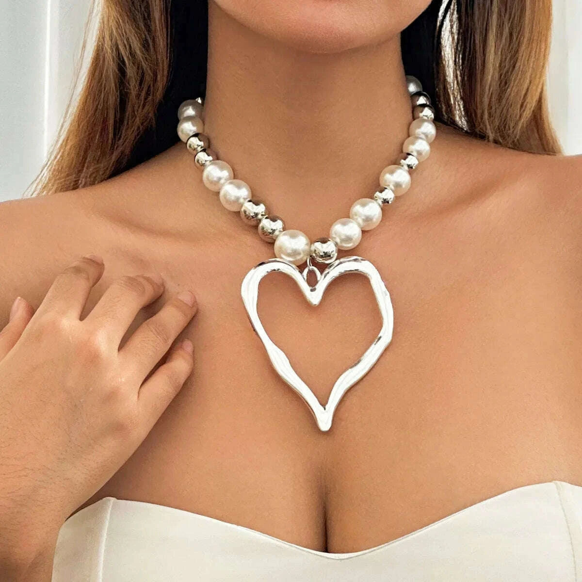 diezi-exaggerated-irregular-heart-pendant-necklace-for-women-party-gift-fashion-imitation-pearl-beads-choker-necklace-jewelry-kimlud-kimlud-33913416