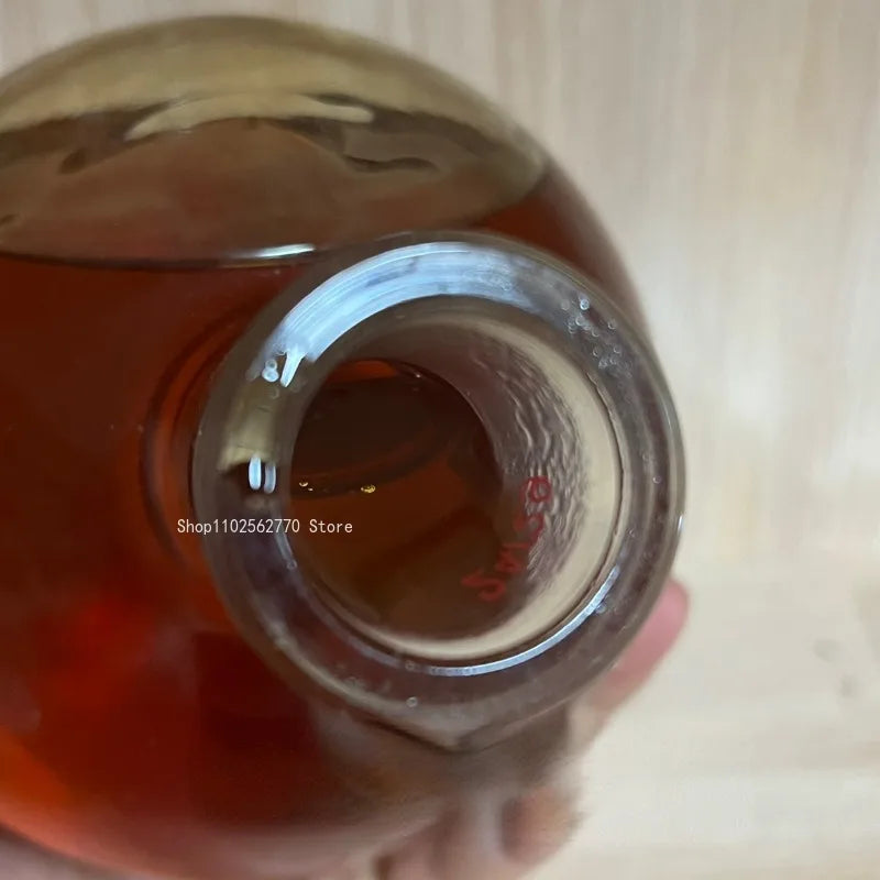 Qinan Agarwood Essential Oil Natural Pure High Oil Raw Material Suitable for Wrist Smear Lasting Fragrance Home Indoor Incense