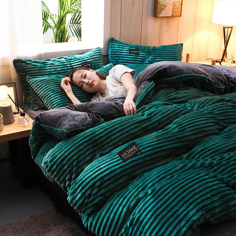 Duvet Cover – Winter Warmth – Velvet | KIMLUD