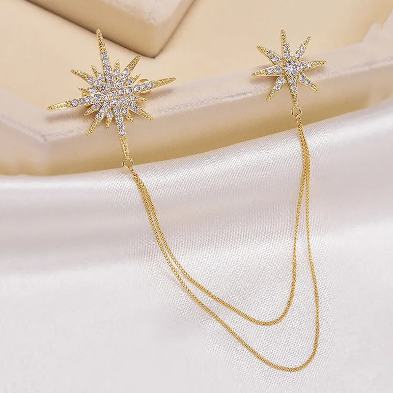 Vintage Fashion Black Crystal Sparkling Rhinestone Brooch Creative Lapel Pin Medieval Design Long Chain Brooches Autumn Winter