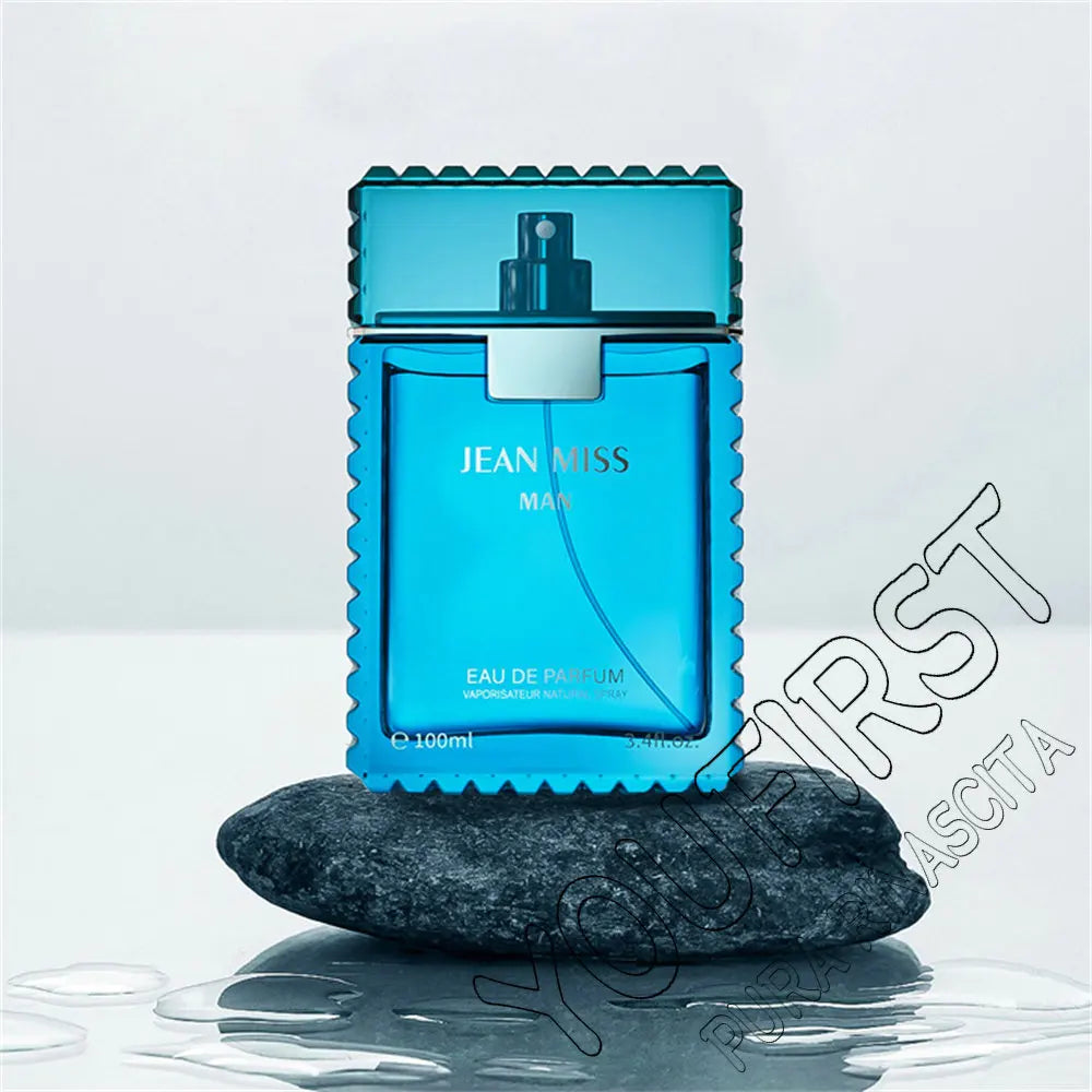 Leather Luxurious Woodsy Fragrance Perfume — Black | KIMLUD