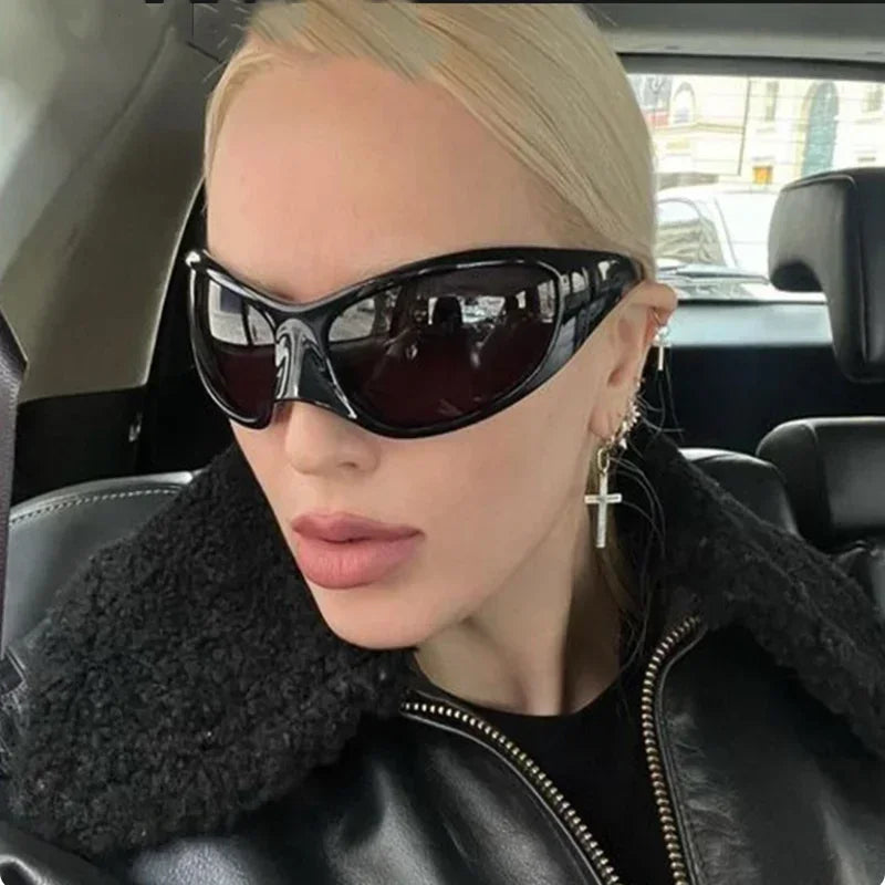 Plastic Oversized Frame Sunglasses — Black | KIMLUD