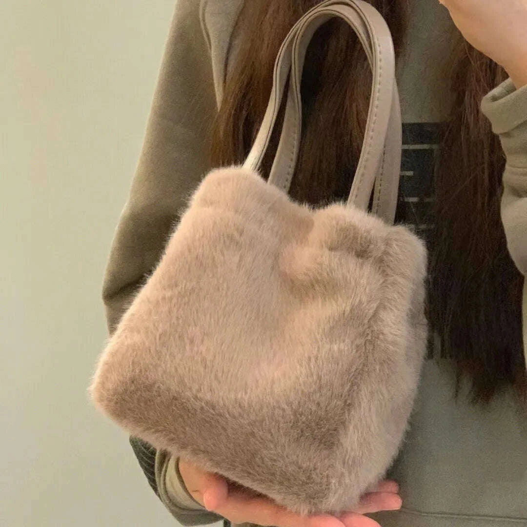 2025-new-khaki-plush-bag-hand-held-bucket-bag-womens-korean-style-commuting-small-bag-fashionable-and-versatile-fur-shoulder-bakimludkimlud-35556373
