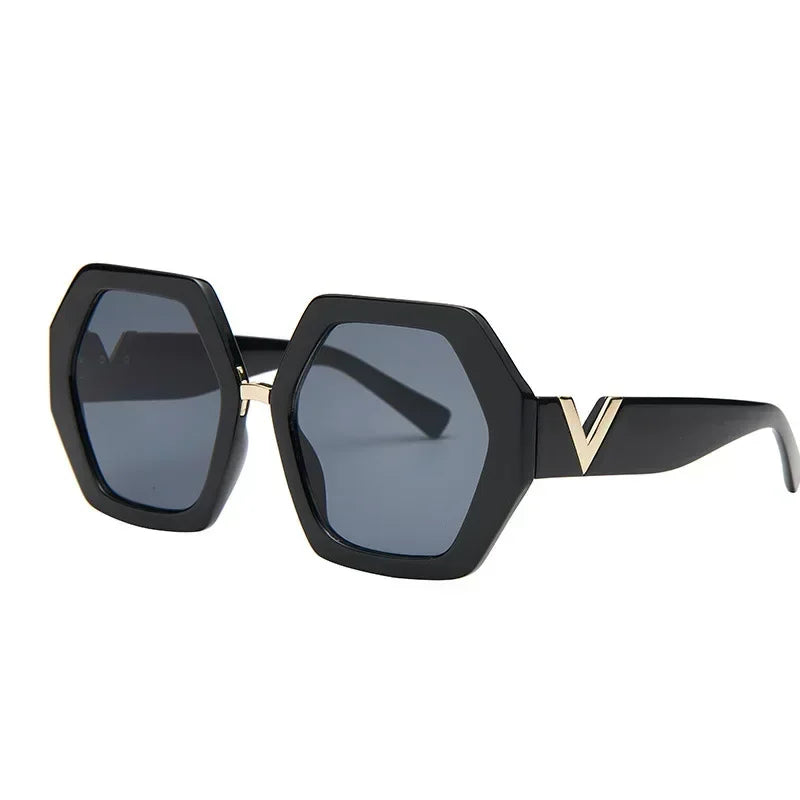 2025 Luxury Square Sunglasses Ladies Fashion Glasses Classic Brand Designer Retro Sun Glasses Women Sexy Eyewear Unisex Shades