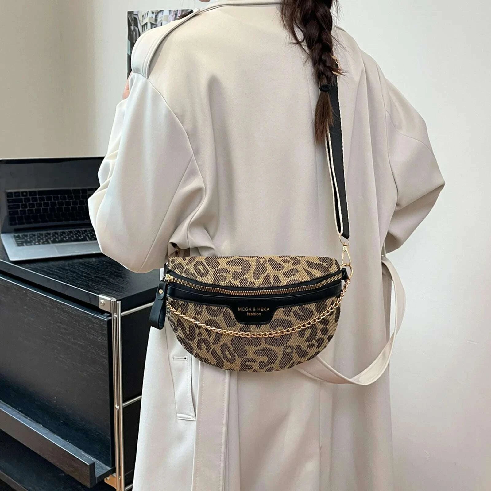 KIMLUD, Fashion Grid Chest Bag Retro Crossbody Bags Trendy Sling Shoulder Bag Travel Wide Strap Waist Bag Women Small Chain Fanny Pack, KIMLUD Womens Clothes