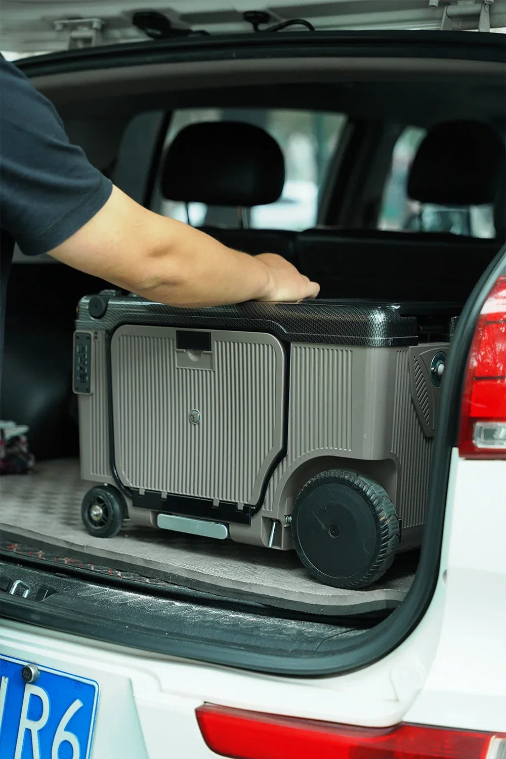 Smart Riding Boarding Bag Elderly Scooter 20-Inch Electric Luggage Multi-Function Trolley Suitcase