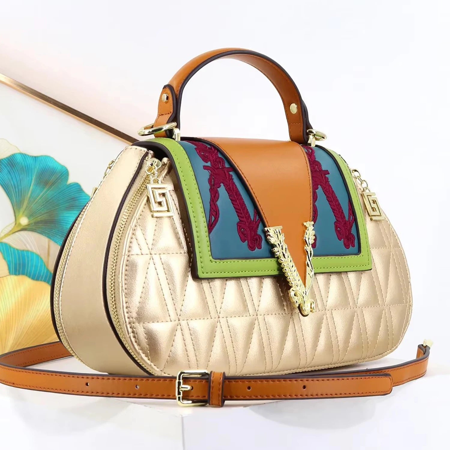 Luxury Women's Bag with V Ladies Leather Handbag Female Shoulder Bag Diamonds Crossbody Luxury Handbags Women Embroidery Bags