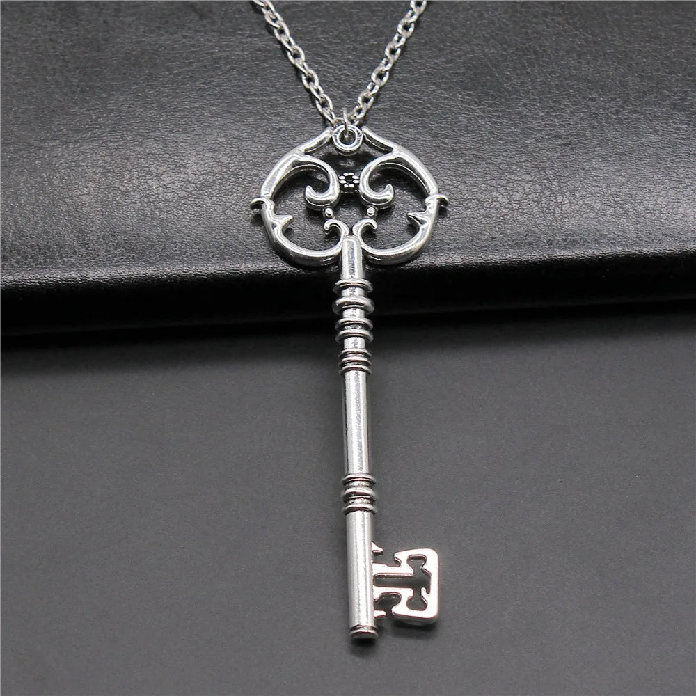 Fashion Vintage 2 Colors 82x31mm Big Key Pendant Necklace For Women Men Long Chain Necklace Jewelry Accessories