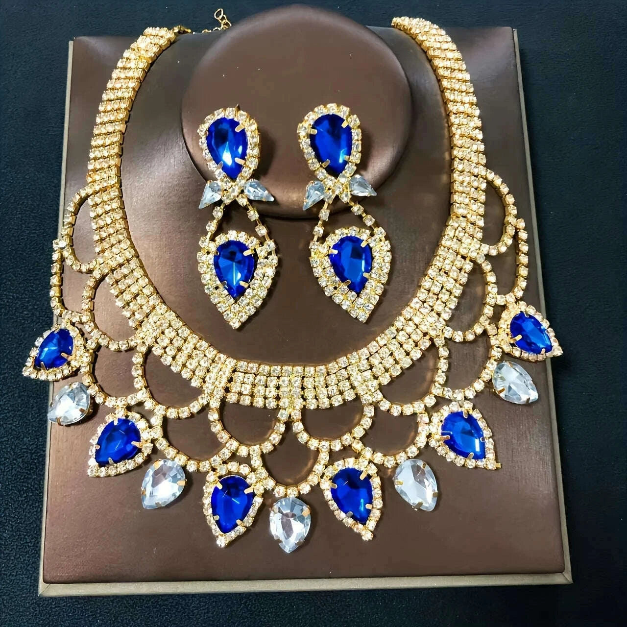 fashionable-ladies-exaggerated-and-exquisite-handmade-rhinestone-necklace-earring-set-brides-dance-dress-jewelry-accessories-kimlud-kimlud-33914057