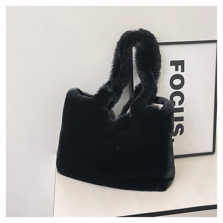 Women Versatile Cute Soft Plush Tote Bag Autumn Winter Faux Fur Shoulder Bag Purses Female Handbags Fluffy Shopper Bag