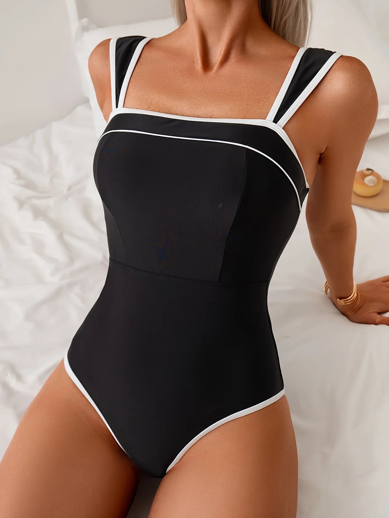 Polyamide Contrast Monokini Swimsuit Push Up Slimming — Black | KIMLUD