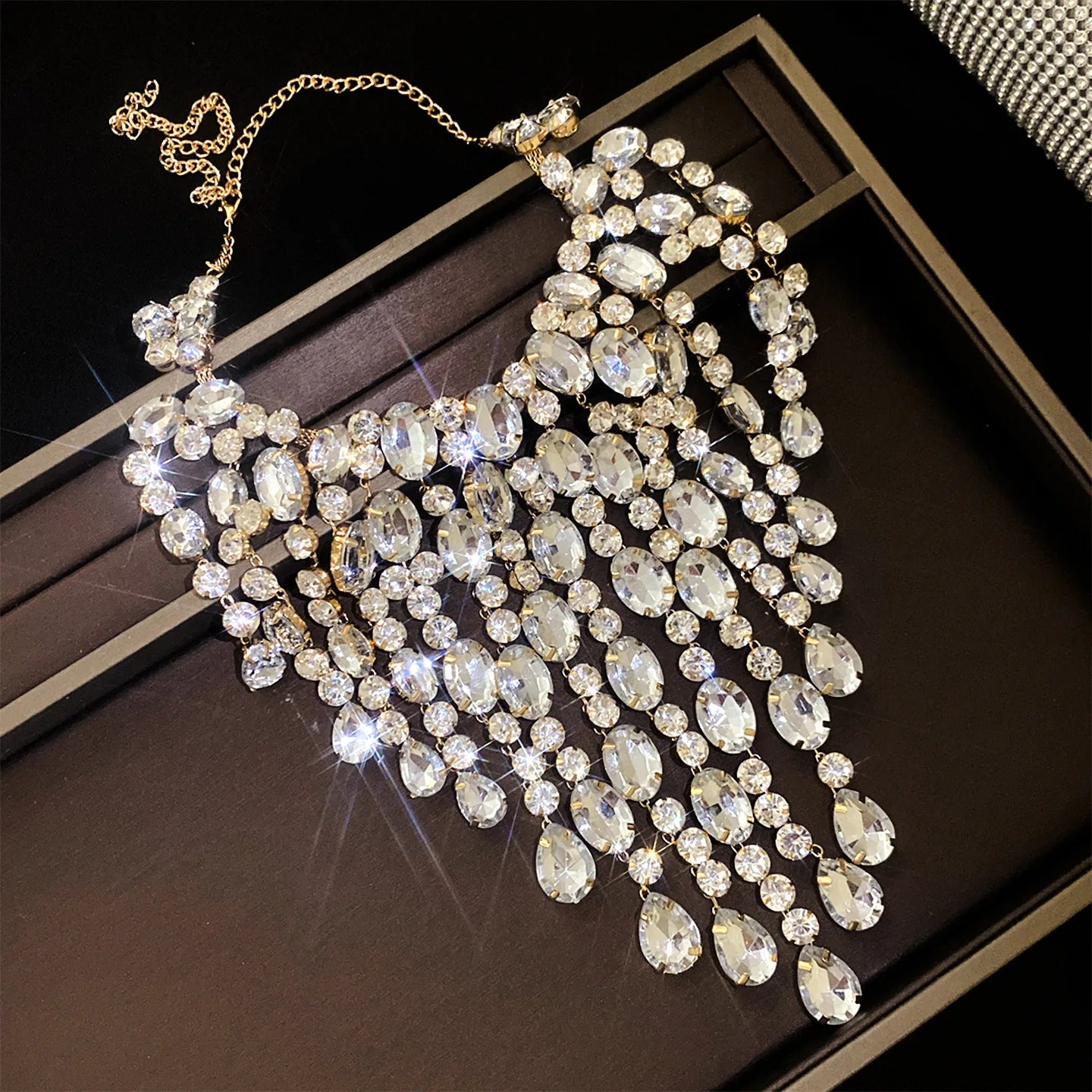 Luxury Tassel Water Drop Rhinestone Choker Necklace for Women Oversized Sparkly Elegant Evening Party Wedding Statement Jewelry