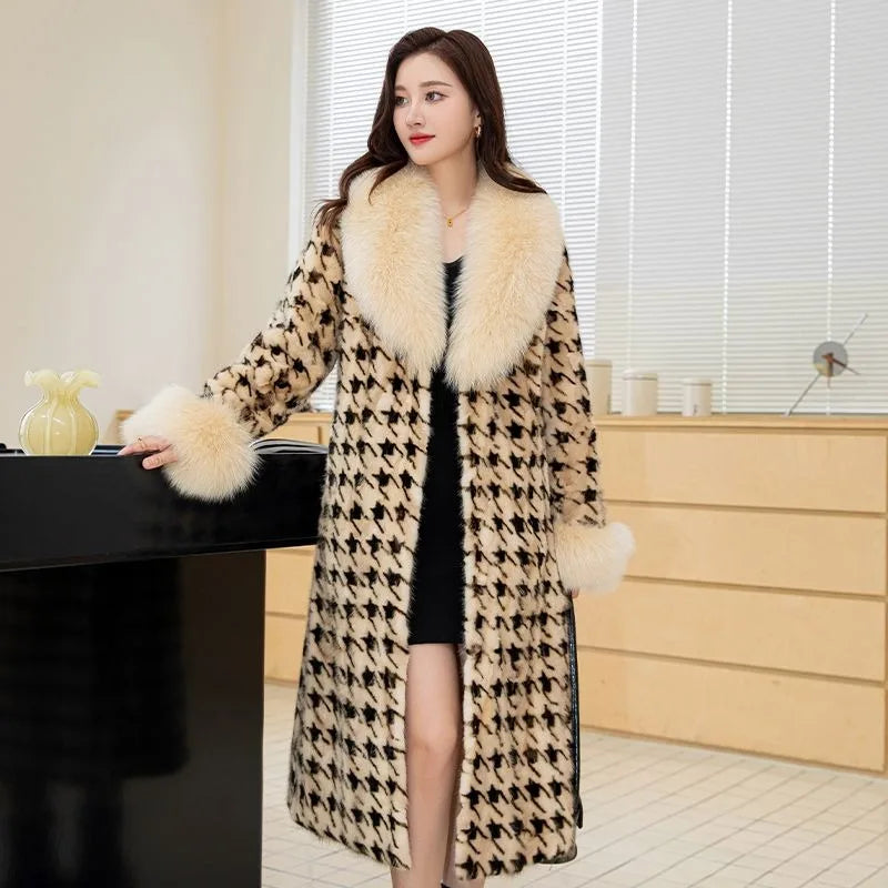 Hot Sales Genuine Mink Fur Fashion New Women's Long Thickened Oversized Fox Fur Collar Warm Mink Coat High Quality Real Fur Coat
