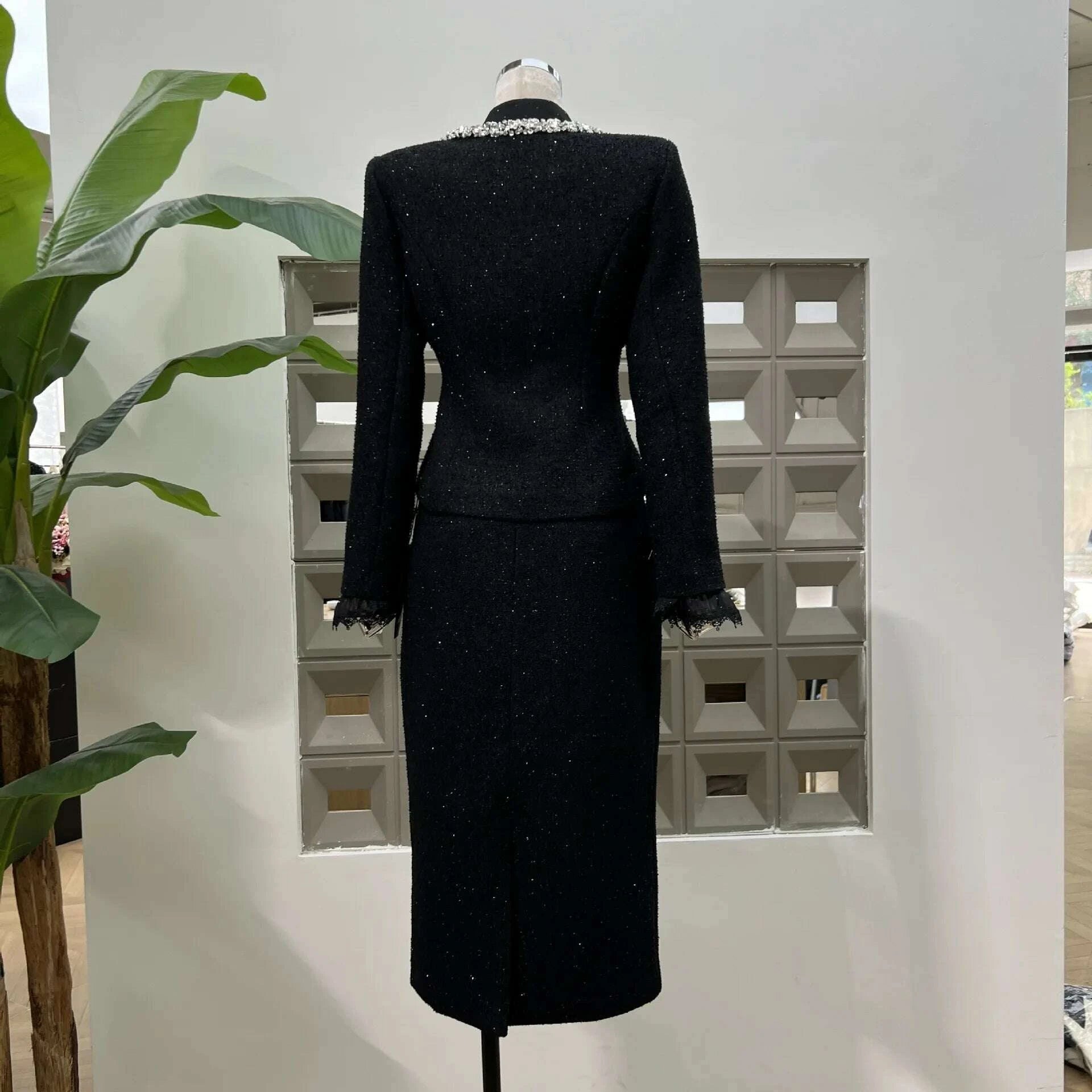 IEQJ Fashion Black 2 Piece Set Women Square Collar Diamonds Inlaid Short Jacket High Waist Skirt Suit Autumn New 3A556