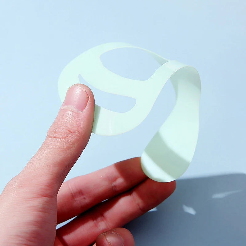 2pcs/ Eyebrow Drawing Assistant - Natural Arc eyebrow shaping card, reusable plastic template, convenient to carry during travel