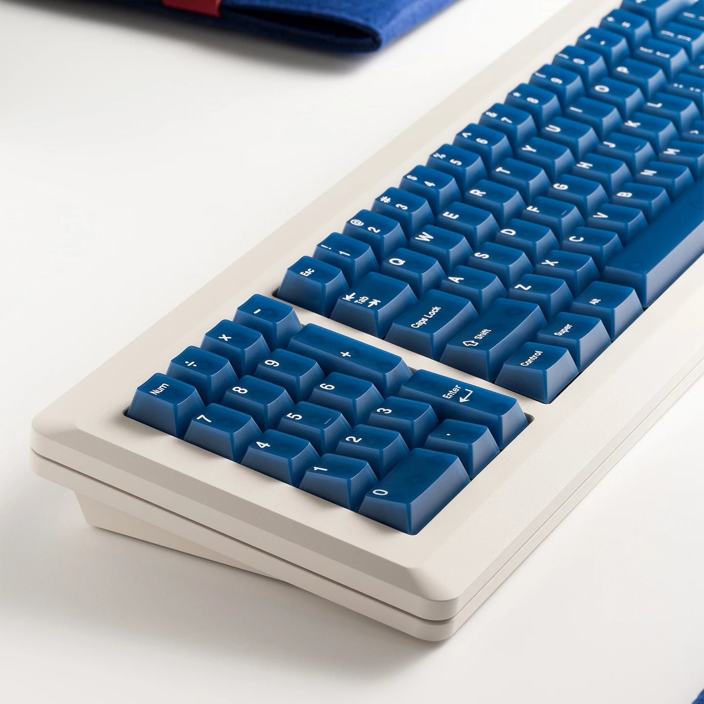 Multicolor Transparent PC Keycaps Cherry profile Shine Through Keycap Sets With Numberpad Key Cap for MX Mechanical Keyboard