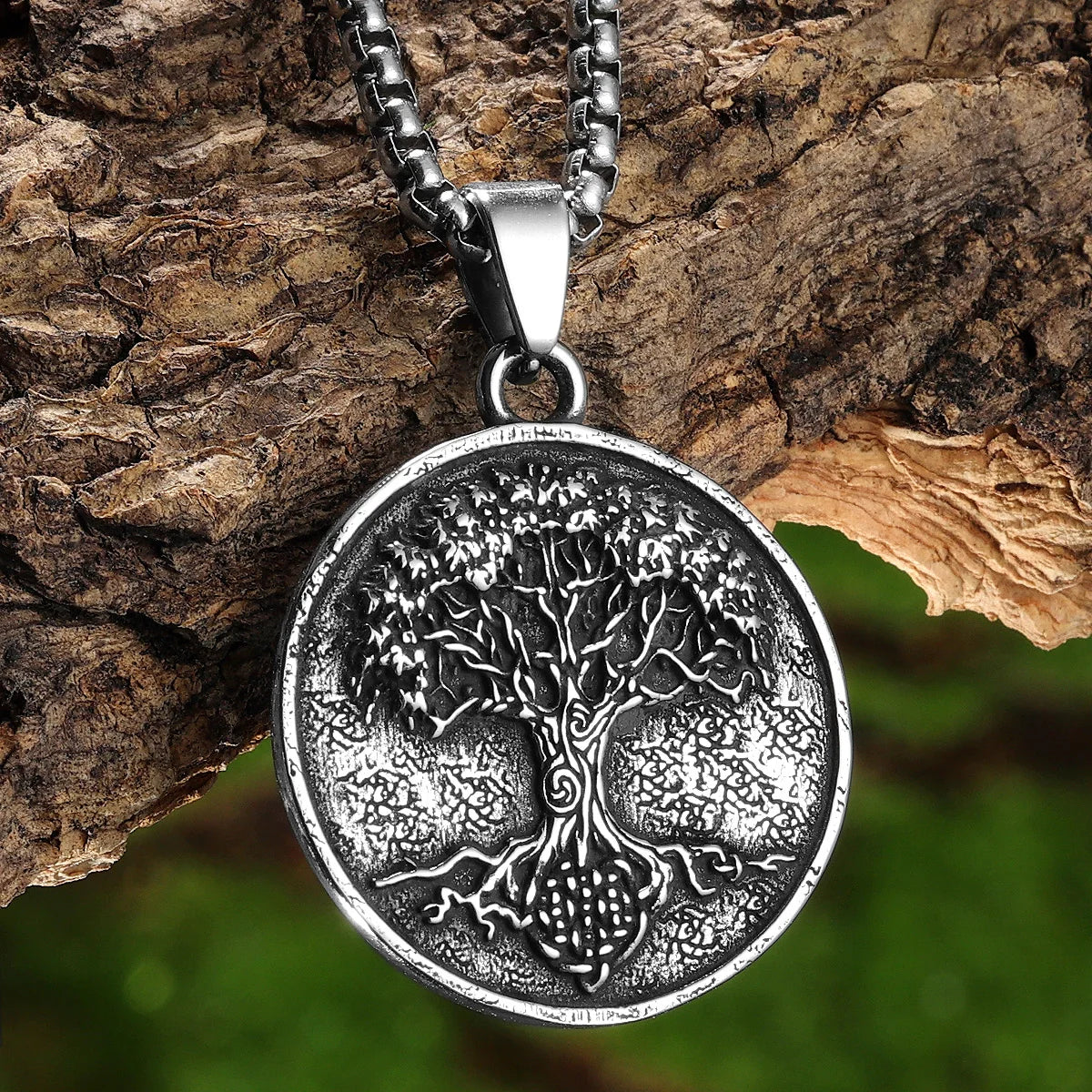 Retro Tree of Life Carving Men Necklaces Pendant Stainless Steel Jewelry For Male Women Punk Hip Hop Accessories Gifts Wholesale