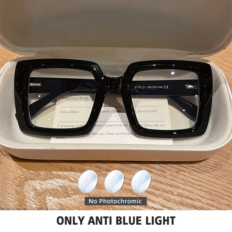 Square Photochromic Reading Glasses — Clear | KIMLUD
