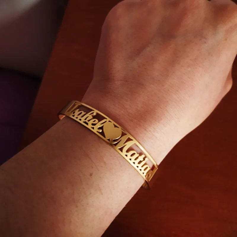 Engraved Cuff Bracelet Numeral Name — Gold | KIMLUD