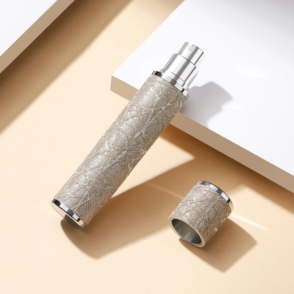 5ml Leather Perfume Atomizer Portable Liquid Cosmetics Containers Traveling Mini Perfume Refillable Bottles Empty Spray