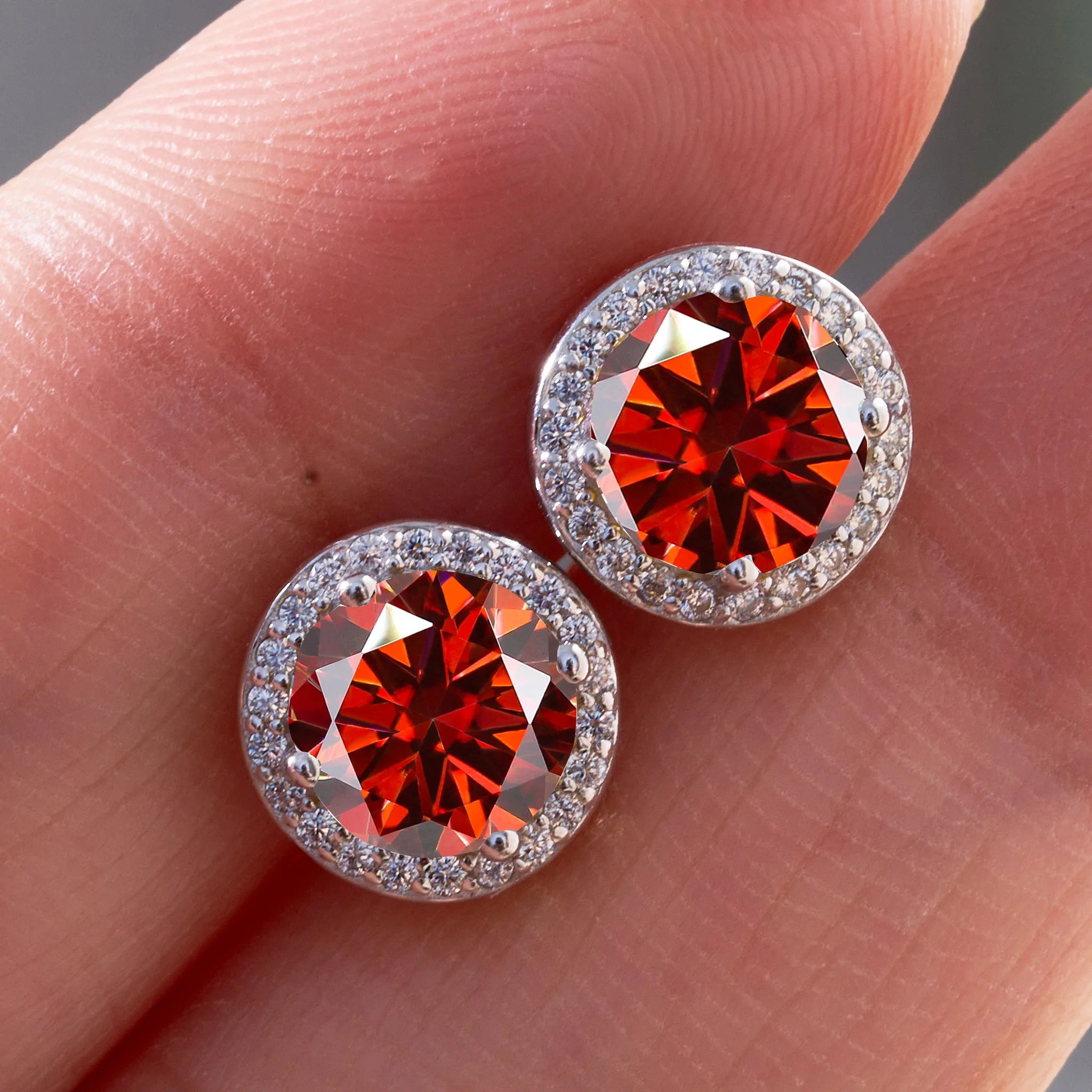 Sterling Silver Moissanite Round Stud Earrings 1.0ct Total — Colorless | KIMLUD