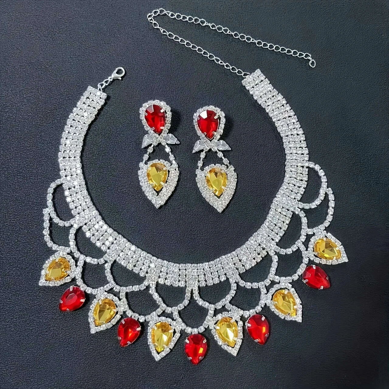 fashionable-ladies-exaggerated-and-exquisite-handmade-rhinestone-necklace-earring-set-brides-dance-dress-jewelry-accessories-kimlud-kimlud-33914059