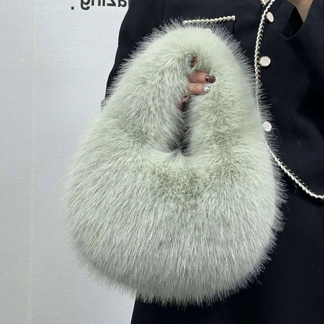 soft-plush-womens-small-handbags-simple-faux-fur-female-fluffy-clutch-purse-winter-fashion-furry-tote-solid-color-shoulder-bagskimludkimlud-35557079