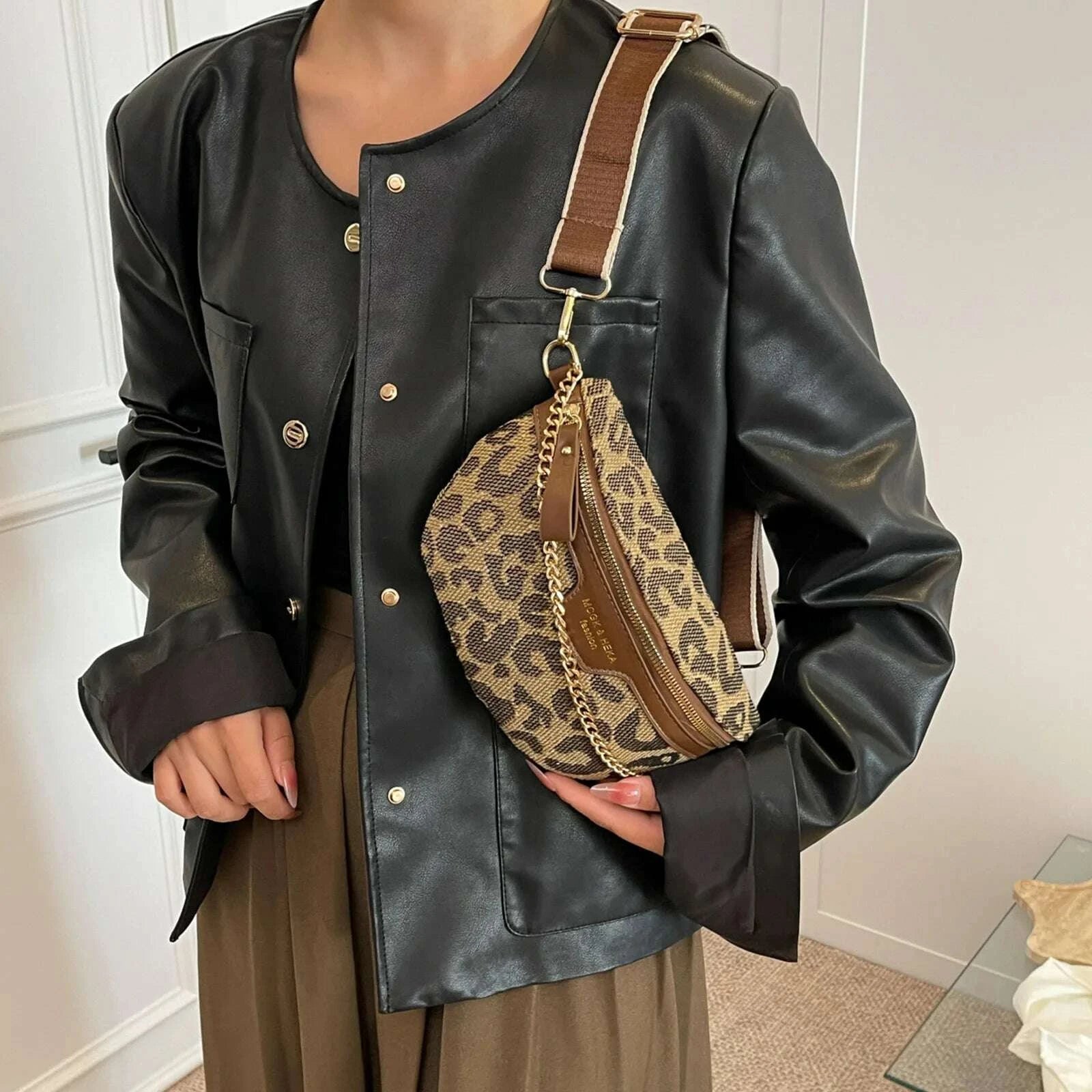 KIMLUD, Fashion Grid Chest Bag Retro Crossbody Bags Trendy Sling Shoulder Bag Travel Wide Strap Waist Bag Women Small Chain Fanny Pack, KIMLUD Womens Clothes