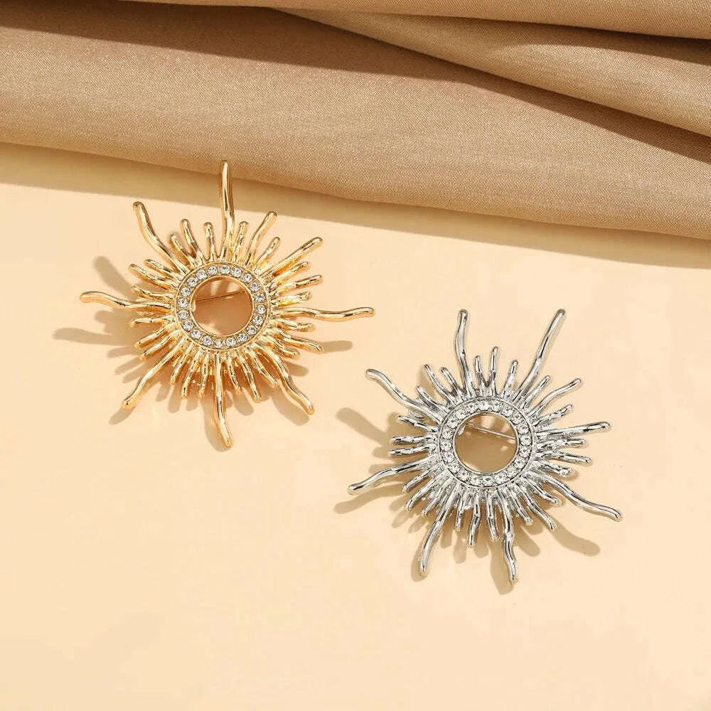 KIMLUD, Hollow Sun-shaped Brooch Universal Alloy Badge for Men and Women Trendy Versatile Clothes Backpack Scarf Accessories Brooch, KIMLUD Womens Clothes