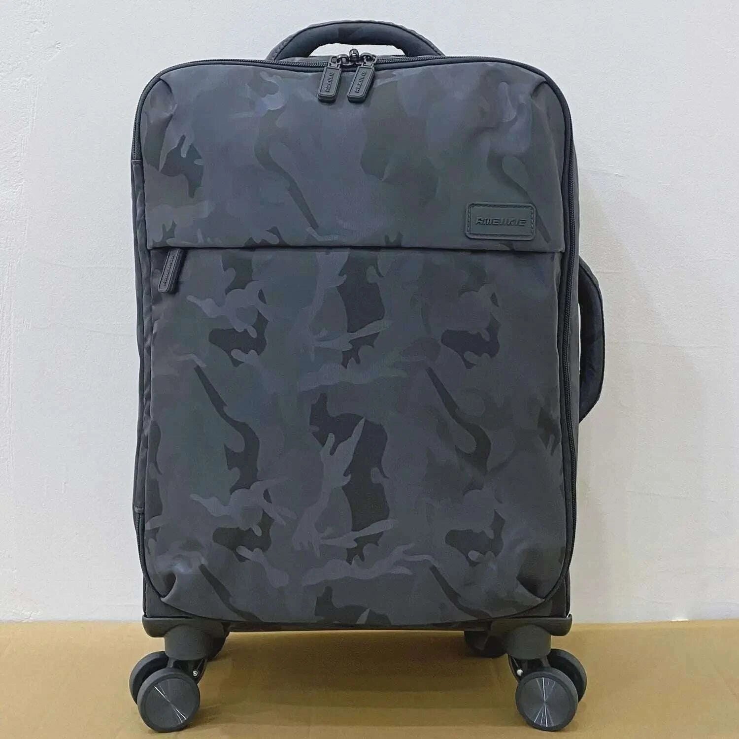 superlight-ox-cloth-bagging-car-20inch-che-in-baggage-silent-universal-wheel-lightweight-travelling-suitcase-for-men-ankimlud-womens-fashion-34613190