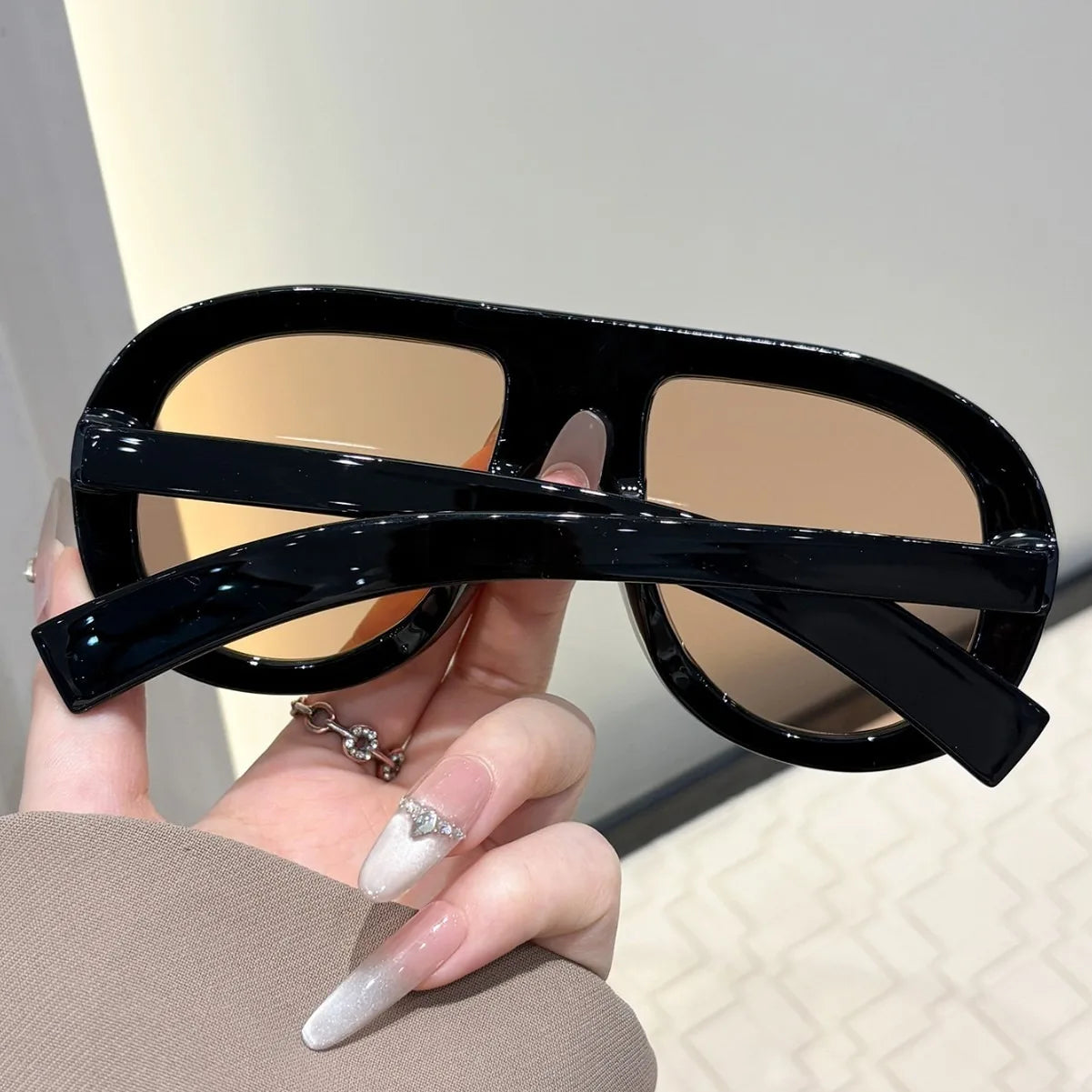 Sunglasses UV400 Retro Frog Frame Plastic Black | KIMLUD