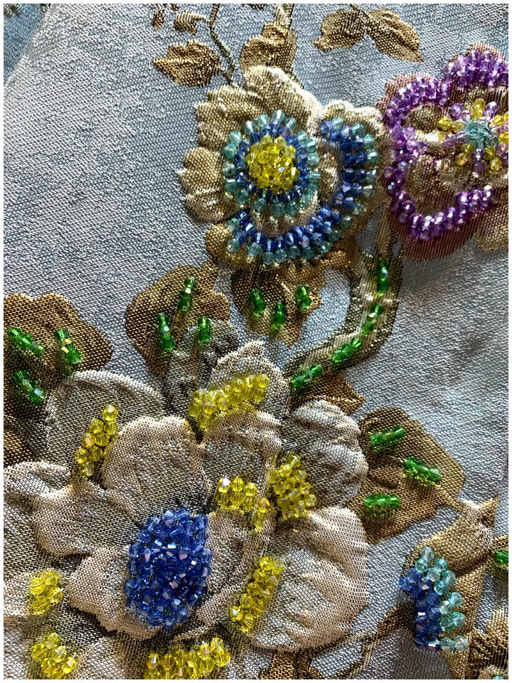 Luxury Lady Vintage Autumn Embroidery Jacket Women Floral Beading Long Coat Covered Button Outwear Trench O-neck